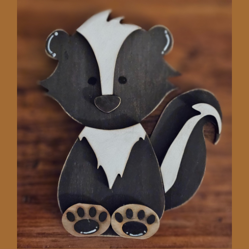 Chunky Skunk Shelf Sitter