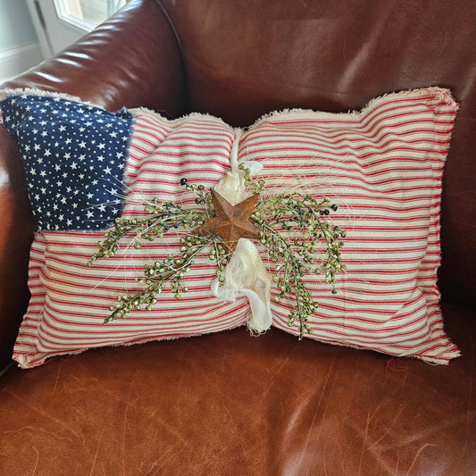 🇺🇸 DIY Patriotic Flag Pillow Kit – 12″×18″ – Americana Stars & Stripes with Greenery – Video Tutorial Included