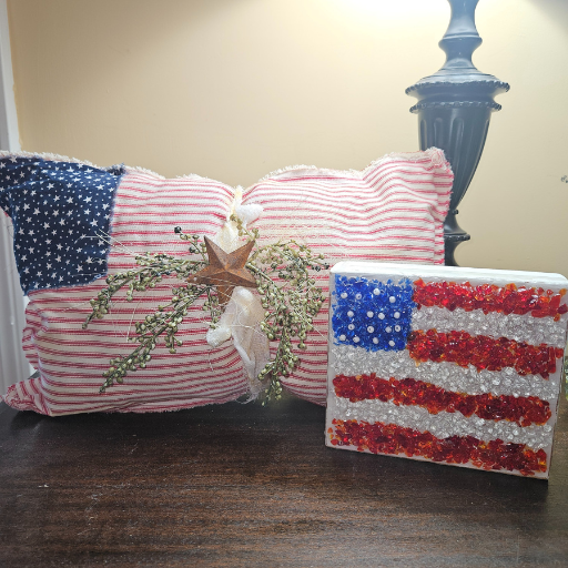 DIY Patriotic Pillow and Flag Class – Sept.1st 🎨✨
